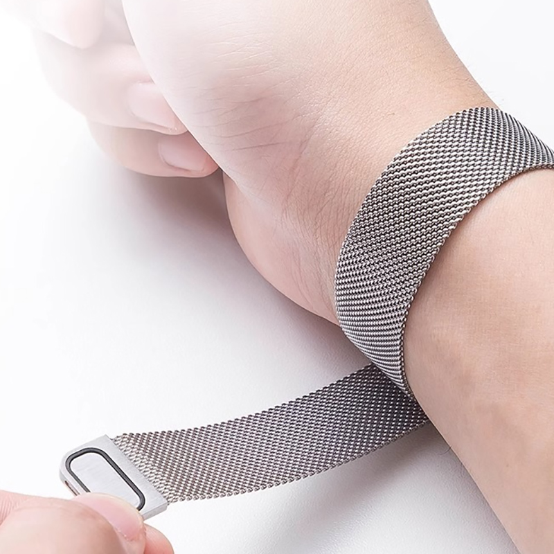 Milanese Magnet Steel strap 12 - مراجعة Milanese Loop Magnetic وسعره