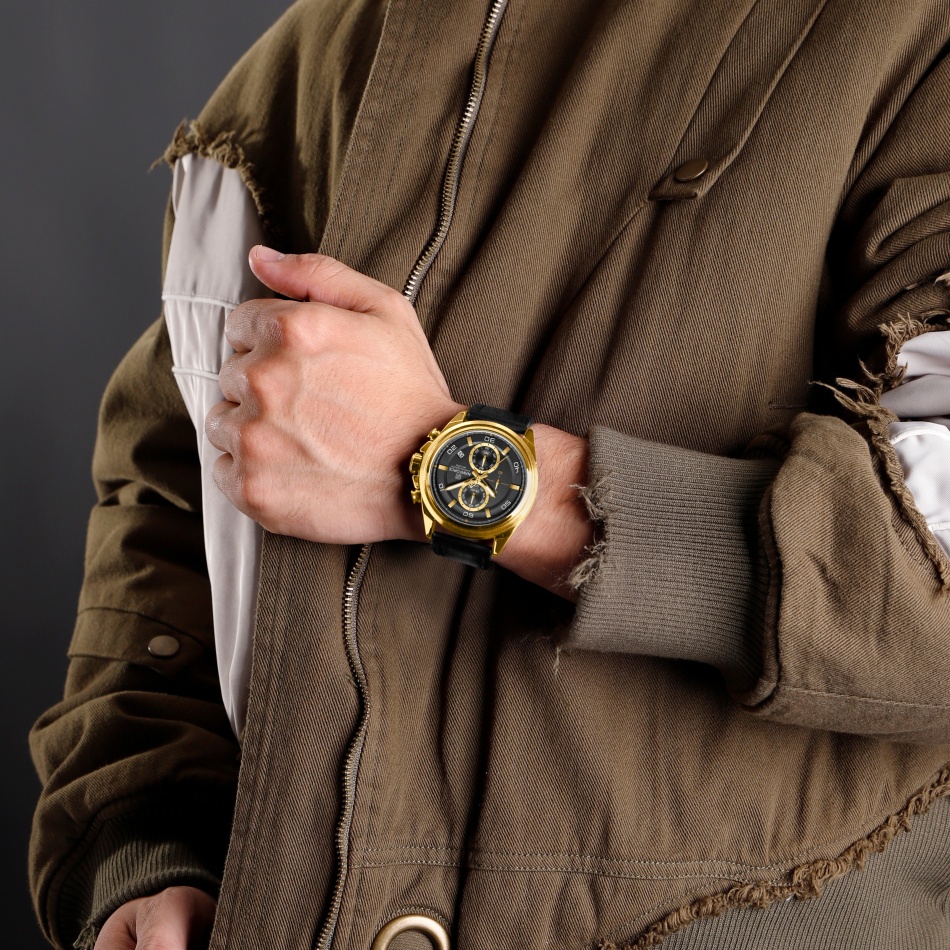 NAVIFORCE  Hands Wristwatches  - مراجعة Leather Watch Band Men وسعره